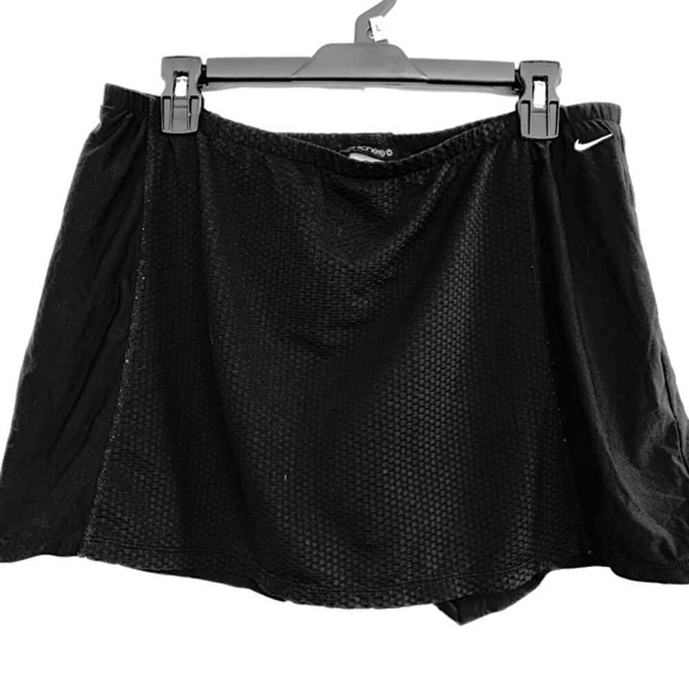 NIKE SPHERE Womens Athletic Workout Black Skort Skirt Shorts Golf Tennis L